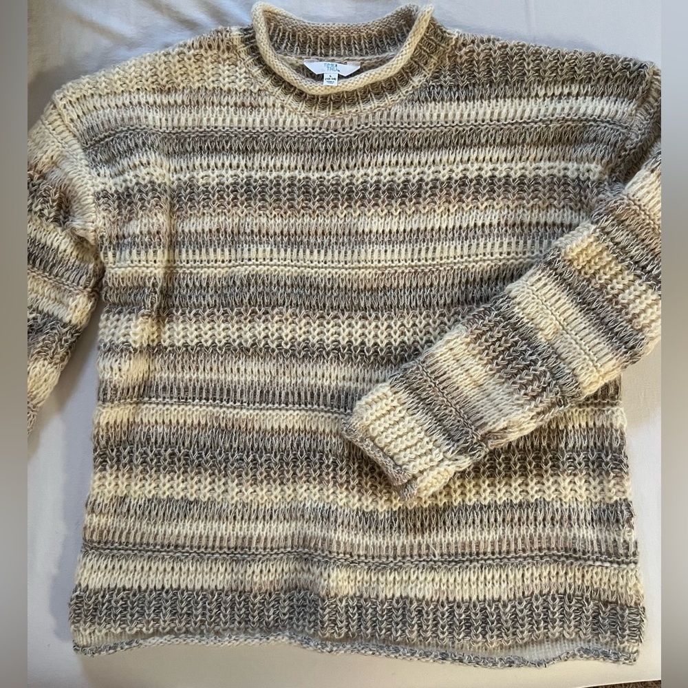 Time and Tru Women's Crewneck Sweater - Brown and Cream